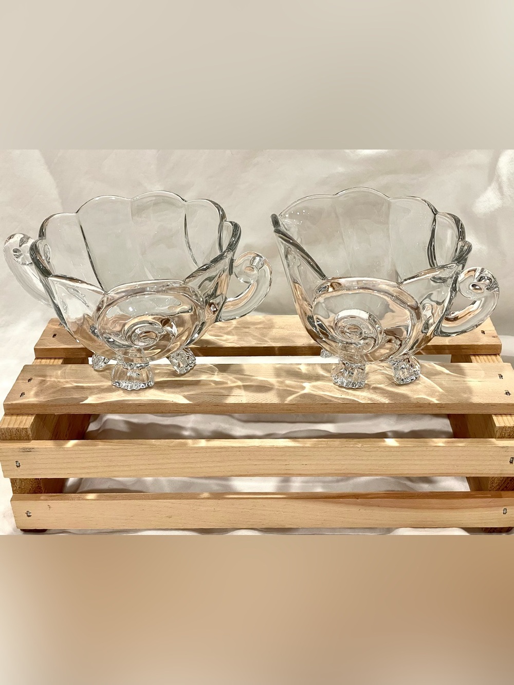 Cambridge Glass “Nautilus” 3D Shell Embossed Creamer & Open Sugar Set |VTG | EUC